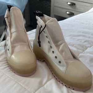 Zara Cream High-Top Sneakers